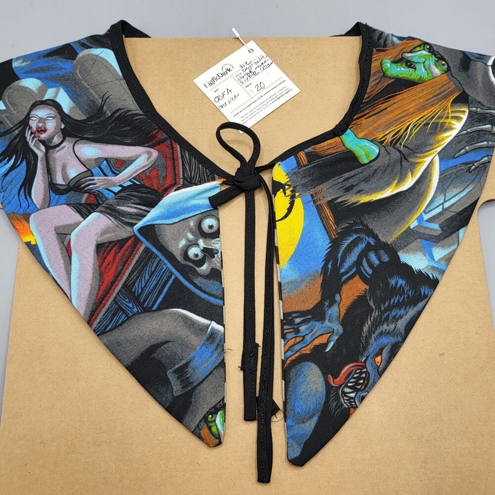 Reversible Spooky Season Pointed Collar